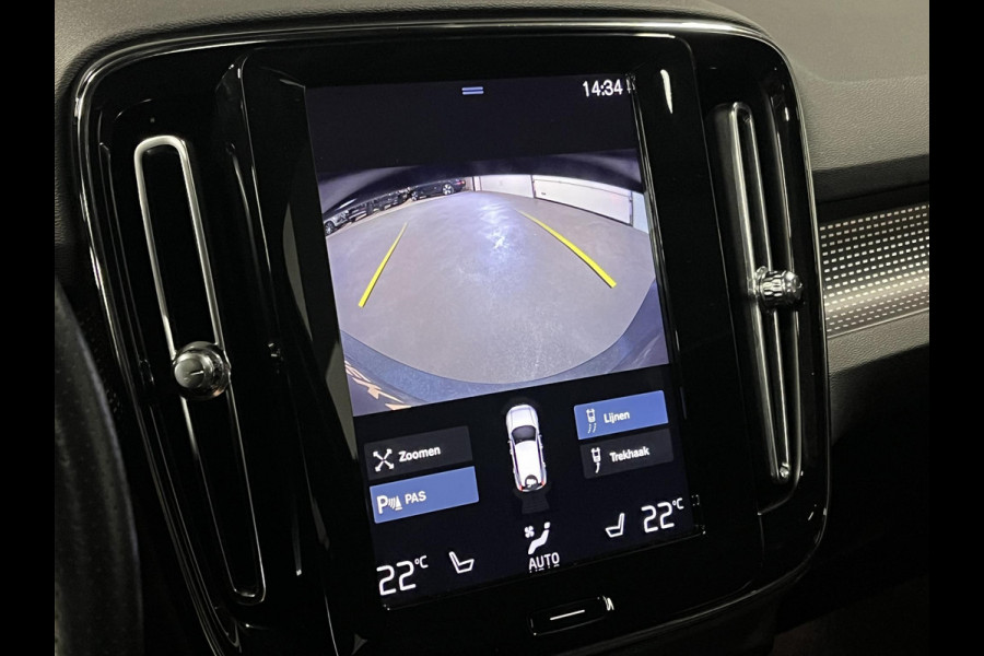 Volvo XC40 2.0 T4 AWD R-Design Trekhaak | Open dak | Stoelverwarming | Achteruitrij camera | Leder | Navigatie