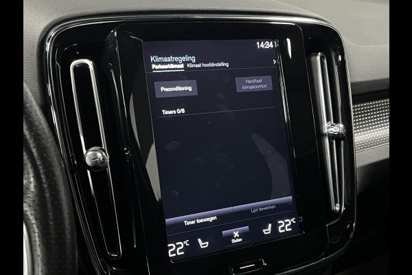 Volvo XC40 2.0 T4 AWD R-Design Trekhaak | Open dak | Stoelverwarming | Achteruitrij camera | Leder | Navigatie