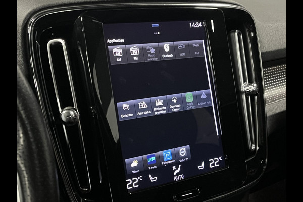 Volvo XC40 2.0 T4 AWD R-Design Trekhaak | Open dak | Stoelverwarming | Achteruitrij camera | Leder | Navigatie
