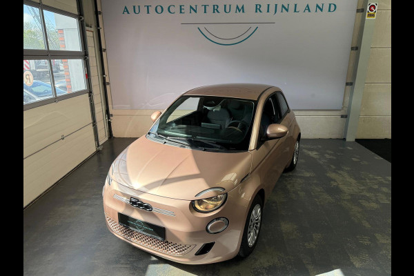 Fiat 500 Urban 42 kWh, CarPlay, Cruise Control