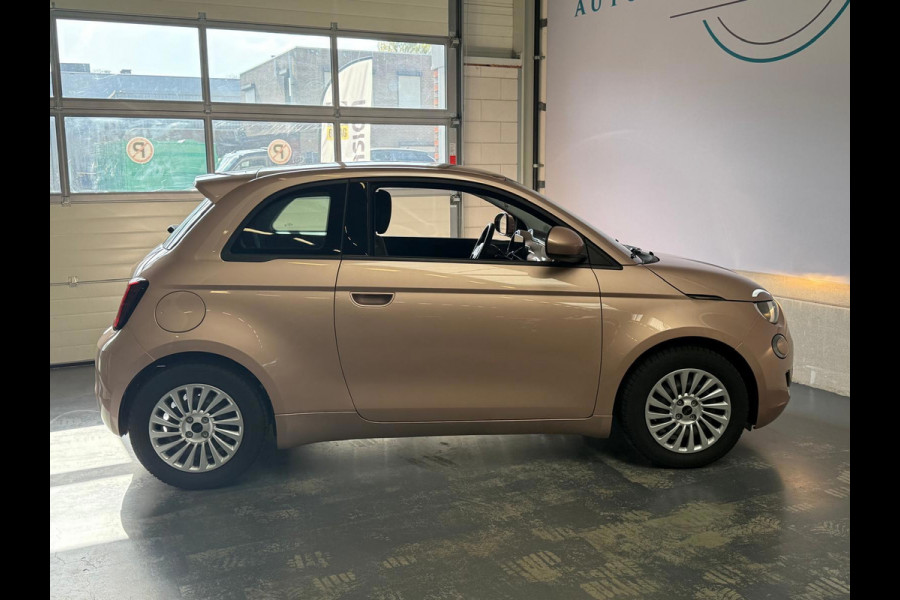 Fiat 500 Urban 42 kWh, CarPlay, Cruise Control