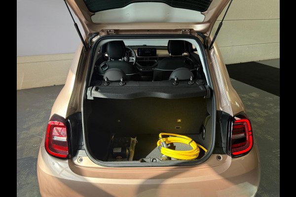 Fiat 500 Urban 42 kWh, CarPlay, Cruise Control