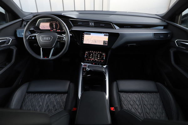 Audi e-tron Sportback S quattro 95 kWh | 503PK | Luchtvering | Head-up | Pano | Keyless-go | Sfeerverlichting | S-Stoelen | B&O | 2021.
