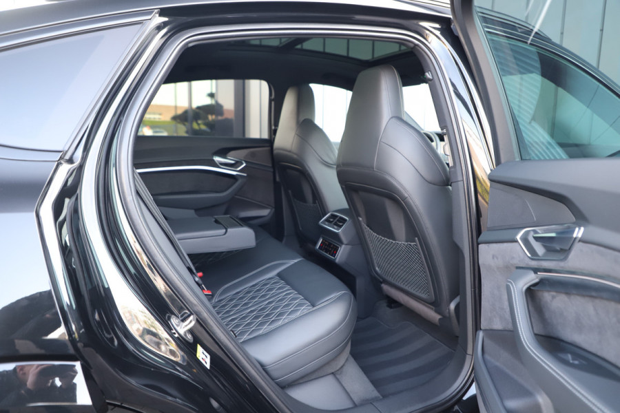 Audi e-tron Sportback S quattro 95 kWh | 503PK | Luchtvering | Head-up | Pano | Keyless-go | Sfeerverlichting | S-Stoelen | B&O | 2021.
