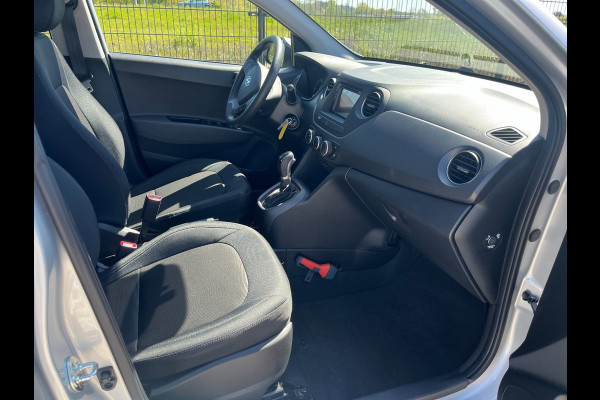 Hyundai i10 1.0i Comfort 5p. | PDC | Automaat | Stoelverwarming | 1ste eigenaar