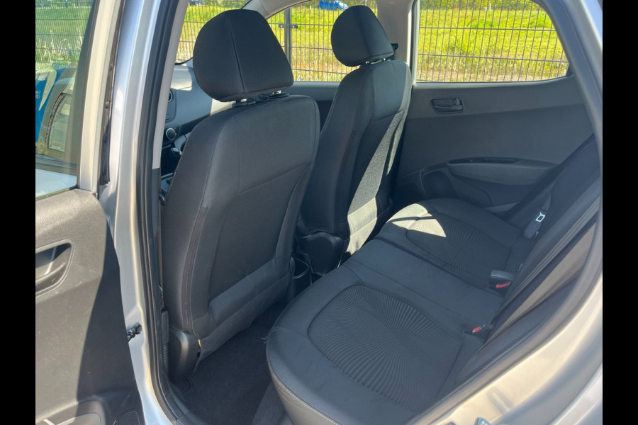Hyundai i10 1.0i Comfort 5p. | PDC | Automaat | Stoelverwarming | 1ste eigenaar