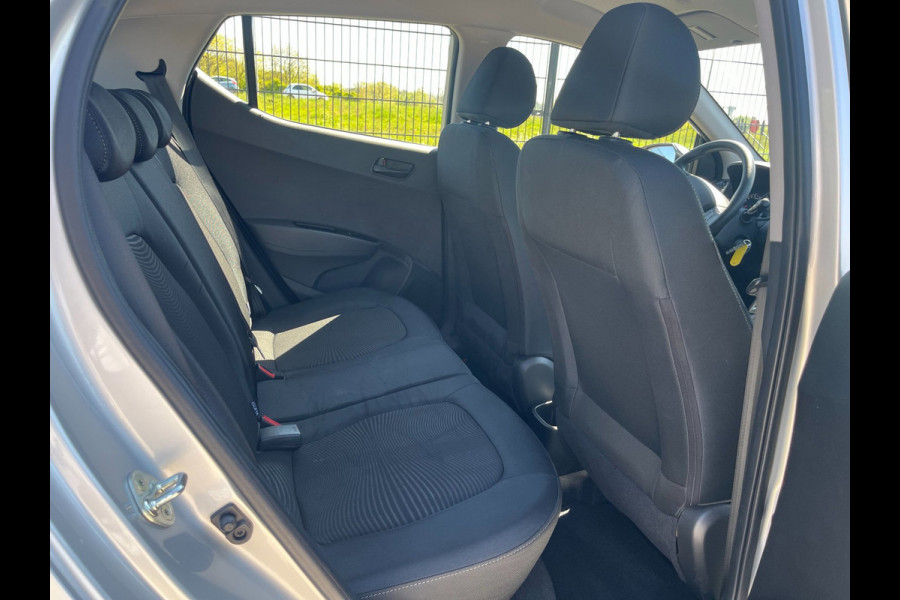 Hyundai i10 1.0i Comfort 5p. | PDC | Automaat | Stoelverwarming | 1ste eigenaar