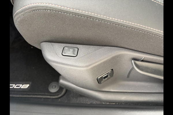 Peugeot 5008 1.6 Plug-in Hybrid 195 GT | Navigatie | Camera | Parkeersensoren| Apple Carplay | Android Auto | Tot 8 jaar garantie