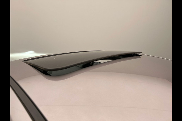 Hyundai IONIQ 1.6 GDi PHEV Comfort | Carplay | Adaptive-cruise | Camera | Schuif/kanteldak | Stoel/Stuurverwarming |