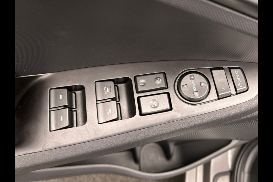 Hyundai IONIQ 1.6 GDi PHEV Comfort | Carplay | Adaptive-cruise | Camera | Schuif/kanteldak | Stoel/Stuurverwarming |