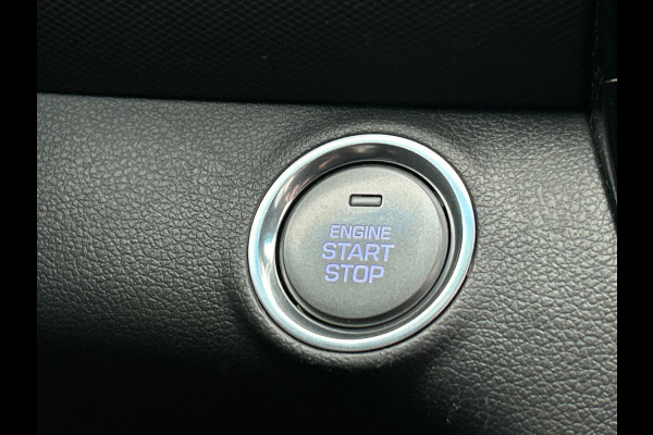 Hyundai IONIQ 1.6 GDi PHEV Comfort | Carplay | Adaptive-cruise | Camera | Schuif/kanteldak | Stoel/Stuurverwarming |