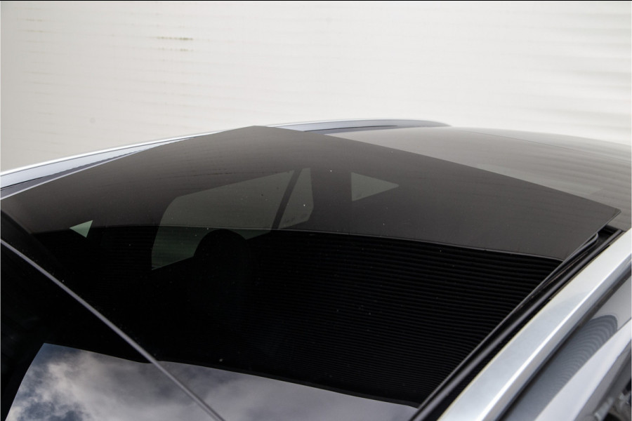 Mercedes-Benz GLC 300e 4MATIC AMG Premium, Pano, Distronic, Leder, Sfeerverlichting