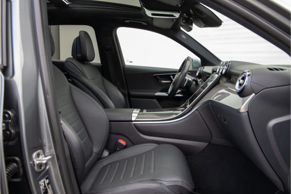 Mercedes-Benz GLC 300e 4MATIC AMG Premium, Pano, Distronic, Leder, Sfeerverlichting