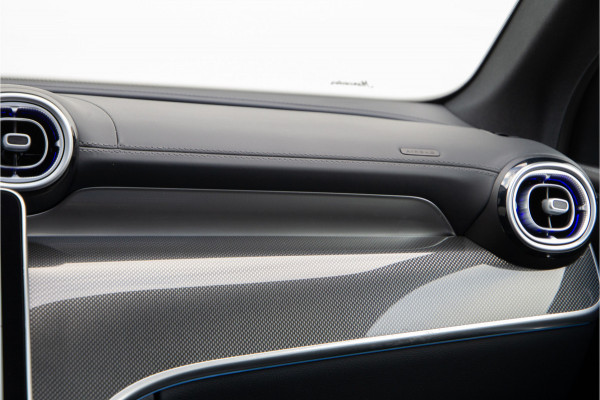 Mercedes-Benz GLC 300e 4MATIC AMG Premium, Pano, Distronic, Leder, Sfeerverlichting