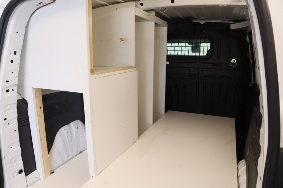 Peugeot Partner 1.6 BlueHDI Asphalt Cruise control Carplay Surround rear vision Camera Navi NAP!