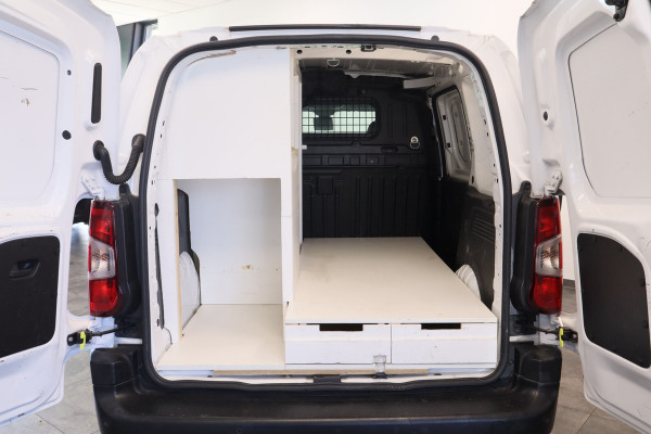 Peugeot Partner 1.6 BlueHDI Asphalt Cruise control Carplay Surround rear vision Camera Navi NAP!