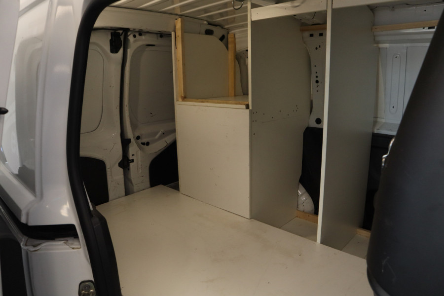 Peugeot Partner 1.6 BlueHDI Asphalt Cruise control Carplay Surround rear vision Camera Navi NAP!