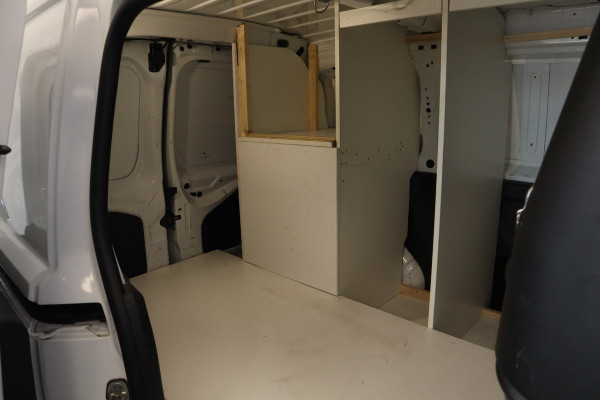 Peugeot Partner 1.6 BlueHDI Asphalt Cruise control Carplay Surround rear vision Camera Navi NAP!