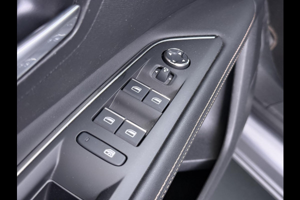 Peugeot 3008 1.6 HYbrid 225 GT | ACC INCL. STOP&GO-FUNCTIE | MEMORY SEAT | ALCANTARA | ELEKTRISCHE KOFFERBAK | 19 INCH | FOCAL AUDIO | STOELVERWARMING | RIJKLAAR GELEVERD MET 12 MND BOVAG GARANTIE