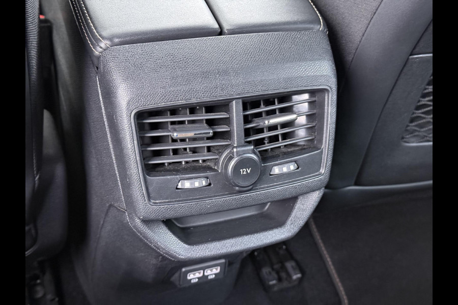 Peugeot 3008 1.6 HYbrid 225 GT | ACC INCL. STOP&GO-FUNCTIE | MEMORY SEAT | ALCANTARA | ELEKTRISCHE KOFFERBAK | 19 INCH | FOCAL AUDIO | STOELVERWARMING | RIJKLAAR GELEVERD MET 12 MND BOVAG GARANTIE