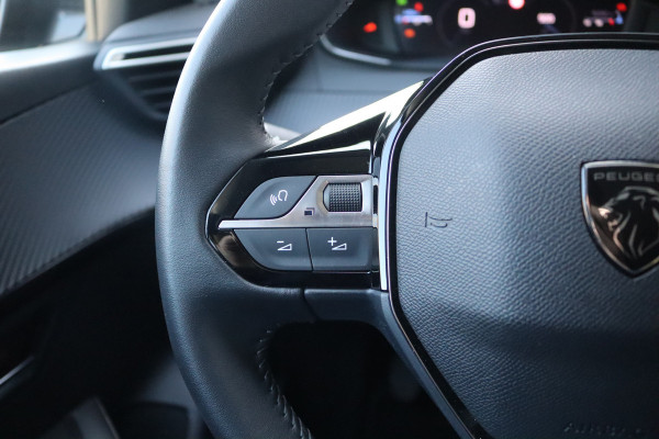 Peugeot 208 1.2 PureT. 100PK Allure Carplay-android/Parkeerhulp/Cruise-control