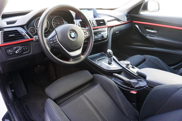 BMW 3-serie Gran Turismo 320i Sport Line GT/Sportstoelen/2e Eigenaar/