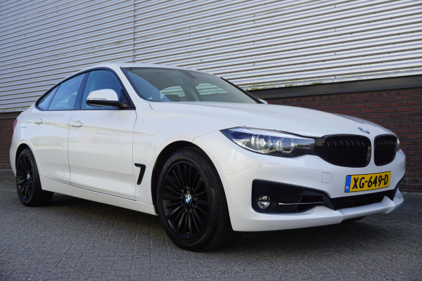 BMW 3-serie Gran Turismo 320i Sport Line GT/Sportstoelen/2e Eigenaar/