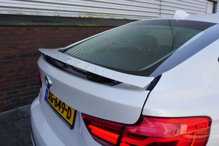 BMW 3-serie Gran Turismo 320i Sport Line GT/Sportstoelen/2e Eigenaar/