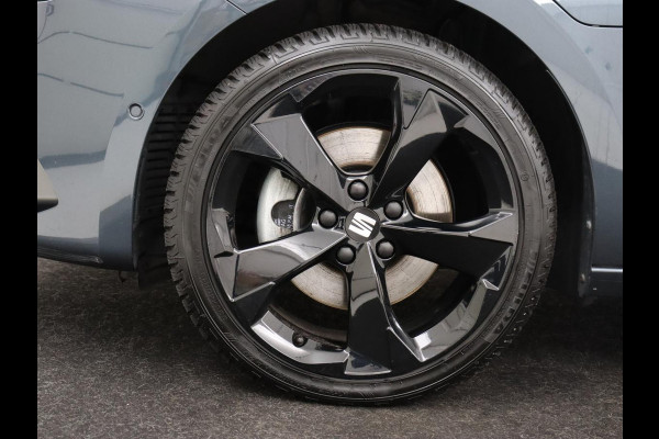 Seat Leon 1.4 TSI eHybrid PHEV FR Business Intense | Panoramadak | Stoelverwarming | Camera | Adaptive cruise | Carplay | Navigatie | Full LED | Park Assist | Climate control | Sportstoelen | Plug In