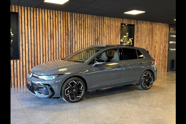 Volkswagen Golf 1.5 eTSI R-Line / 360 Camera / Pano / H/K / Stoel/Stuur verwarming / Carplay