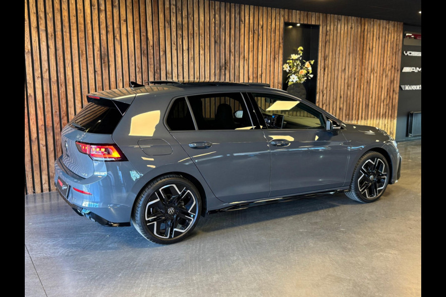 Volkswagen Golf 1.5 eTSI R-Line / 360 Camera / Pano / H/K / Stoel/Stuur verwarming / Carplay