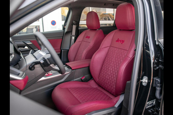 Jeep Compass First Edition 74 kWh | Uniek Nappa Leder | Adapt. Cruise | Camera | Carplay | 20" | Elektr. A-Klep | Navi | Winter Pack | Schuif/Kanteldak | Premium Pack | Conv. Pack | Warmtepomp