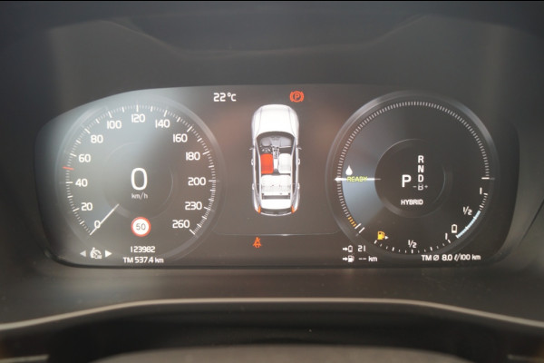 Volvo XC40 1.5 T5 Recharge R-Design -NAVI-ECC-CAM-PDC-