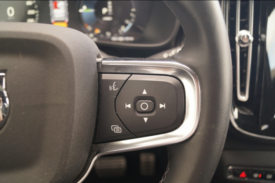 Volvo XC40 1.5 T5 Recharge R-Design -NAVI-ECC-CAM-PDC-