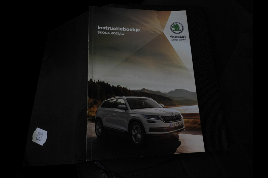 Škoda Kodiaq 1.5 TSI Aut. Sportline Business 7-Pers. NAVI/CAMERA/LED/19"LMV!