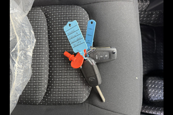 Maxus eDeliver 9 65kWh Nieuw! DHollandia Laadklep 172km WLTP 204PK 80kW Snelladen Carplay Adaptieve Cruise Control LED Airco Koffer Bakwagen Meubelbak