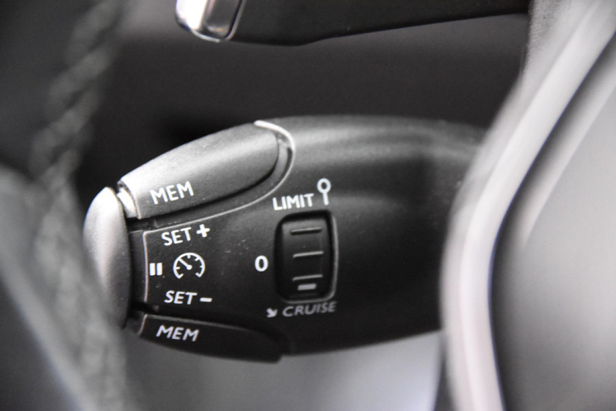 Peugeot 3008 Allure 130 *Leer*Camera*Navigatie*Carplay*