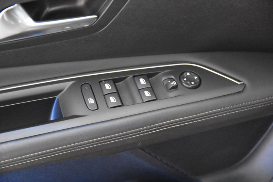 Peugeot 3008 Allure 130 *Leer*Camera*Navigatie*Carplay*