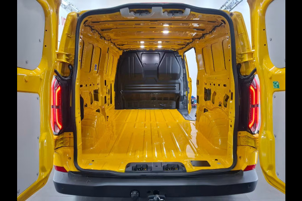 Ford E-Transit Cust. 320L L2H1 Trend 65 kWh/136PK Automaat Airco | Cruise | Camera | Apple CP| Trekhaak