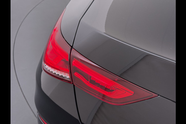 Mercedes-Benz CLA-Klasse 250e AMG // SoH 95% // Panoramadak // Carplay // MultiBeam LED // Sfeerverlichting // Night pakket // Keyless // 18" AMG