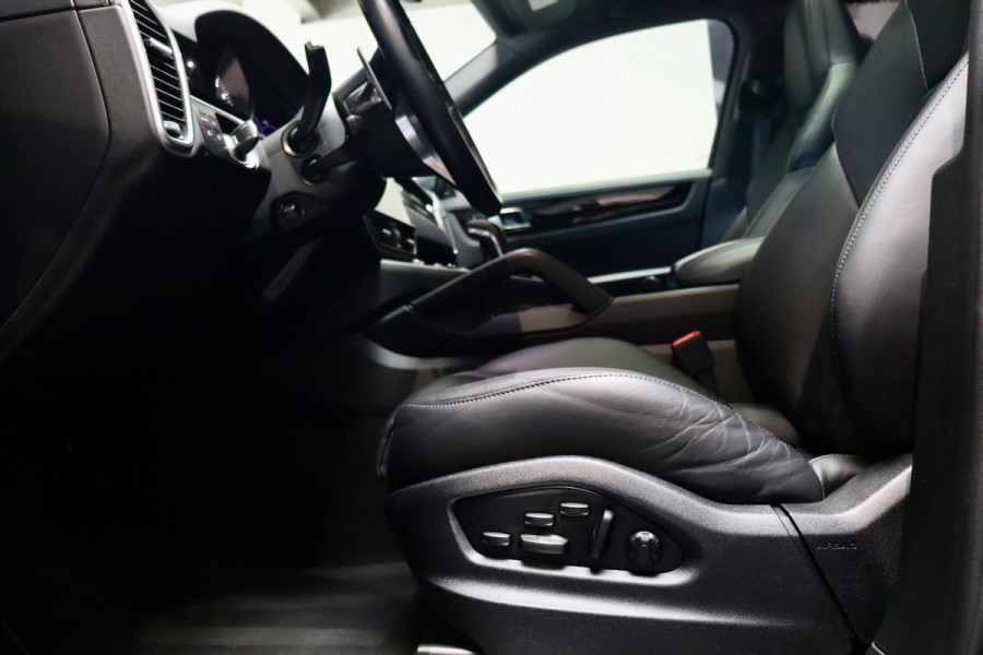 Porsche Cayenne 3.0 E-Hybrid|Sport-Design|18weg|PANO|Stoelventi