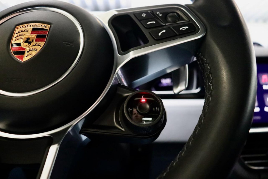 Porsche Cayenne 3.0 E-Hybrid|Sport-Design|18weg|PANO|Stoelventi