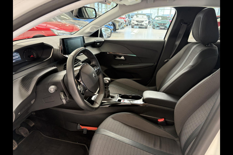 Peugeot 208 1.2 PureTech Allure | Apple Carplay/Android Auto | Parkeersensoren