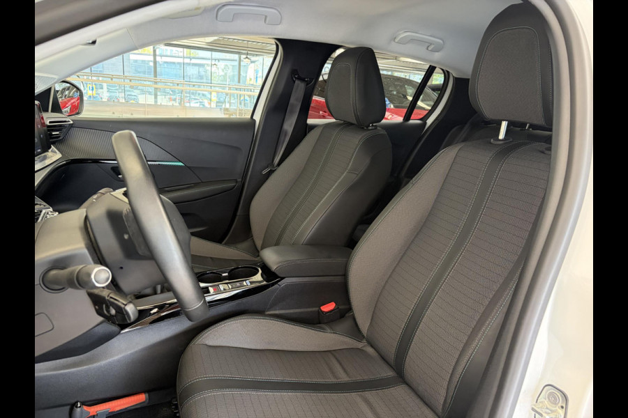 Peugeot 208 1.2 PureTech Allure | Apple Carplay/Android Auto | Parkeersensoren
