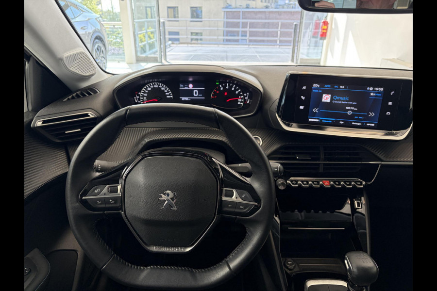Peugeot 208 1.2 PureTech Allure | Apple Carplay/Android Auto | Parkeersensoren