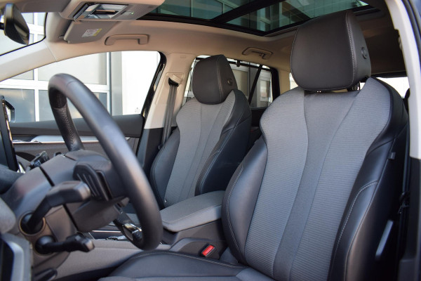 Škoda Enyaq 50 Business Edition | Pano | Half Leer | Stuur- en Stoelverwarming