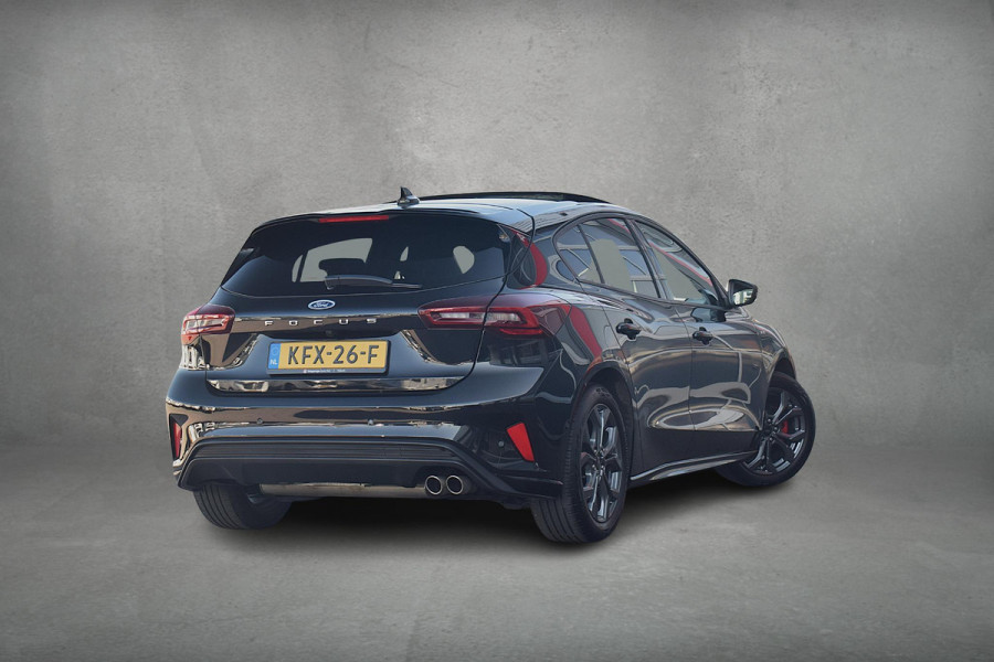 Ford Focus 1.0 EcoBoost Hybrid ST Line X | Pano | Stuur- en Stoelverw. | Sportstoelen