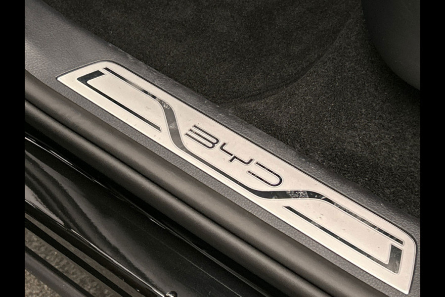 BYD SEAL U 1.5 DM-i FWD Boost PHEV * Black line* 218PK Pano/Dak, Head/Up Adapt.Cruise/Control,360-Camera, NEW, BTW!!