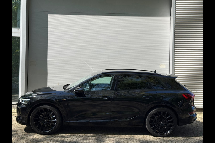 Audi e-tron 50 quattro S edition 71 kWh l S-Line l Trekhaak l Carplay l Xenon l Climate l 360 Camera l ACC l Lane Assist l VDOH l