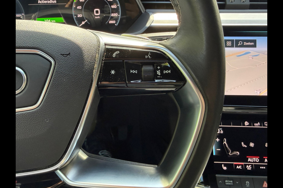Audi e-tron 50 quattro S edition 71 kWh l S-Line l Trekhaak l Carplay l Xenon l Climate l 360 Camera l ACC l Lane Assist l VDOH l